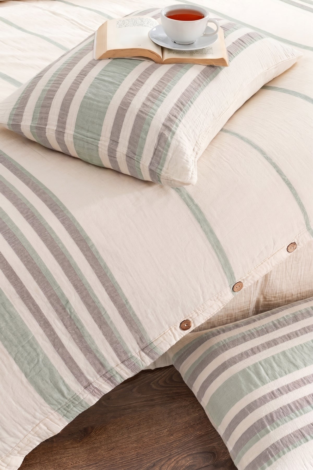 100% Cotton Striped Muslin Bedding Set, Double Size Duvet