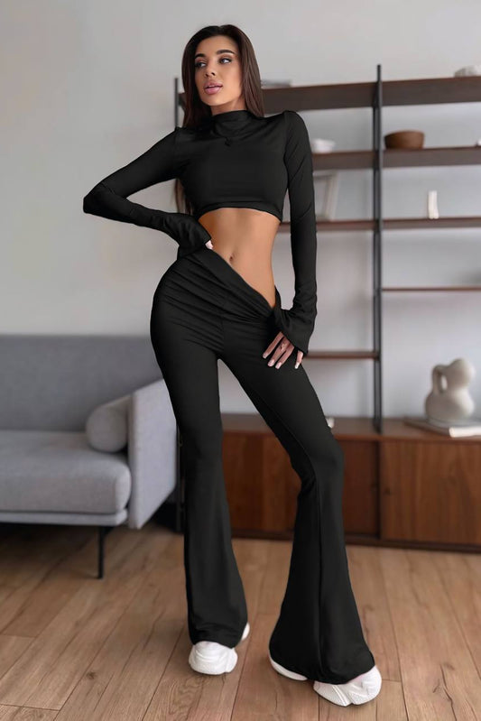 Women’s Crop Top and Flared Leggings Set – Lorenzella Black Motion Model